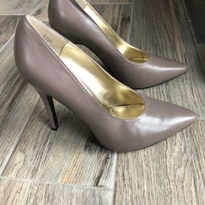 Nine West Brown/Mauve Heels Size 9